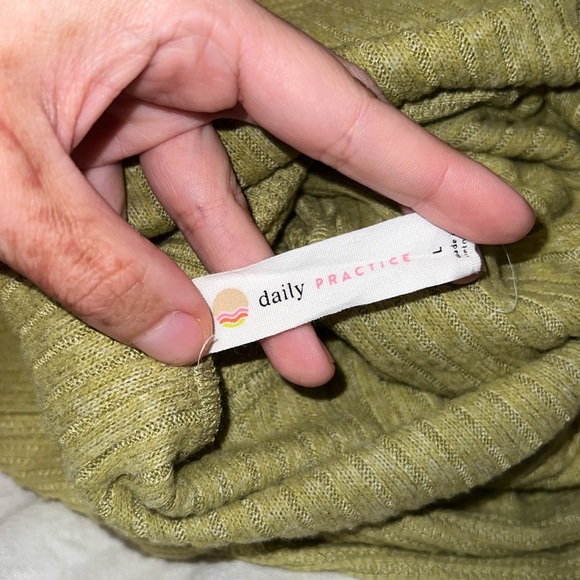 Daily Practice by Anthropologie Turtleneck Tunic Dress Color Moss Size Large - Picture 8 of 10